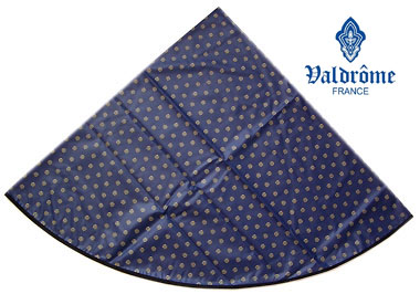 Round Tablecloth Coated (VALDROME / Picoli. marine) - Click Image to Close